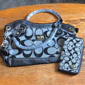 Matching set Coach purse and wallet (fake, but never used)